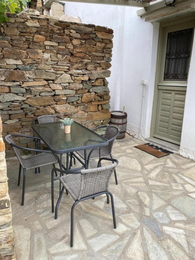 Agios RomanosAmnia公寓 外观 照片