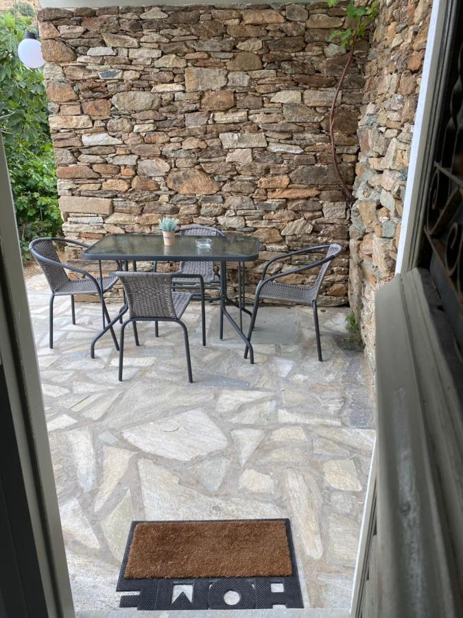 Agios RomanosAmnia公寓 外观 照片
